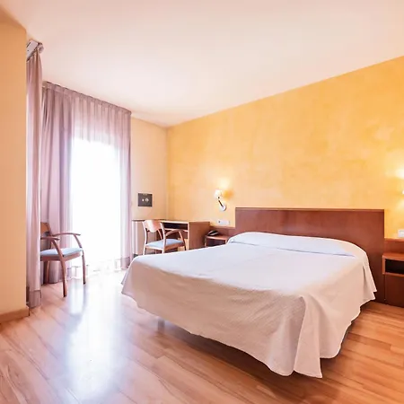 Hotel La Perla D'olot