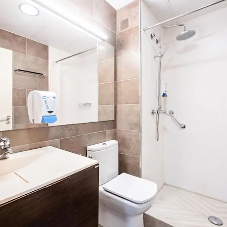 La Perla D'olot Hotell
