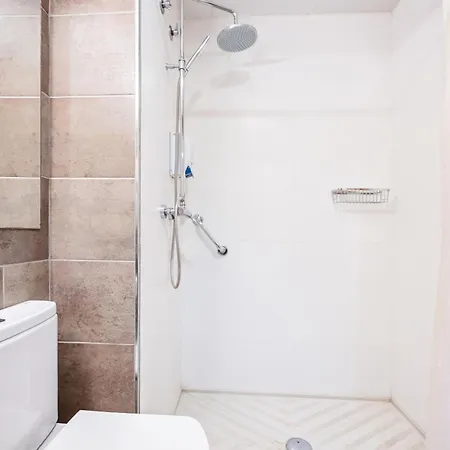 Hotel La Perla D'olot 3*