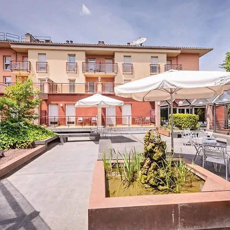 La Perla D'olot Hotel