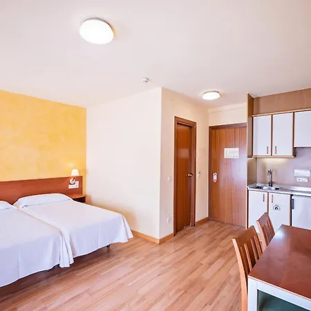 Hotel La Perla D'olot 3*