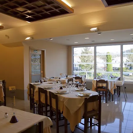 La Perla D'olot Hotel 3*