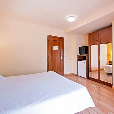 La Perla D'olot Hotel Olot
