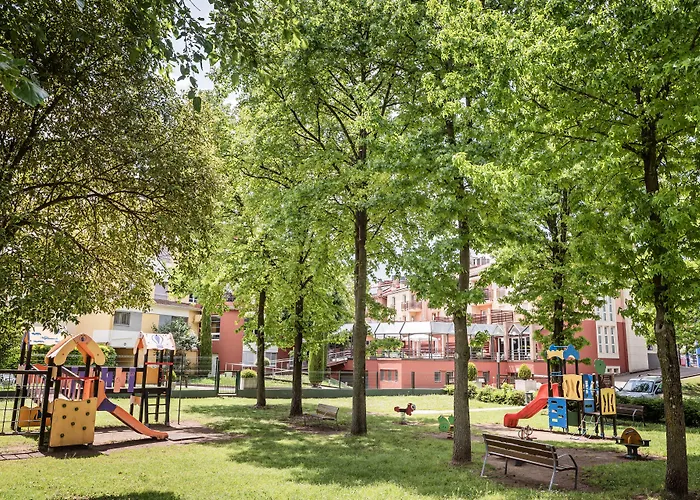 Hotel La Perla D'olot Olot
